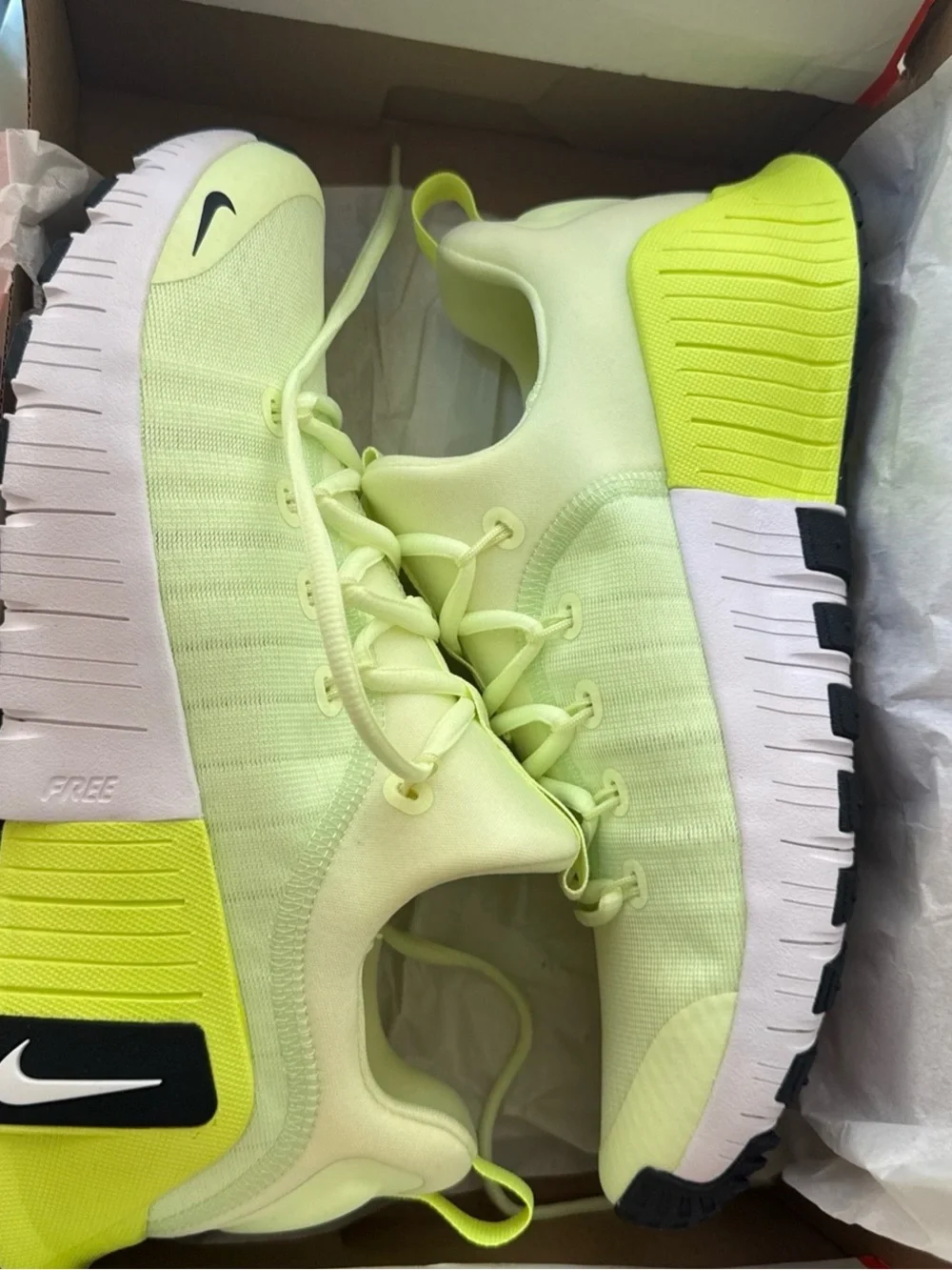 Nike Metcon 6 NIB W 10 / M 8.5 - RARE